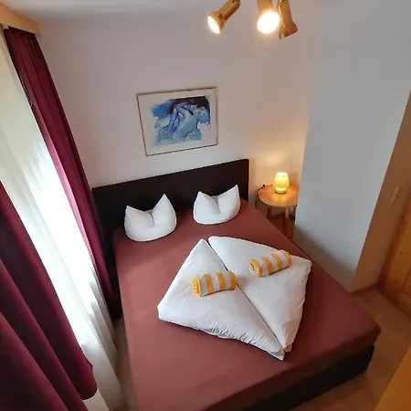 St. Leonhard Apartment *