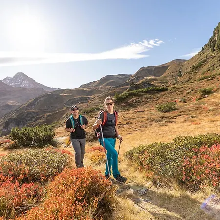 سانت ليونهارد شقة *