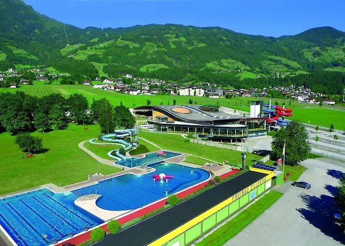 St. Leonhard Апартаменты